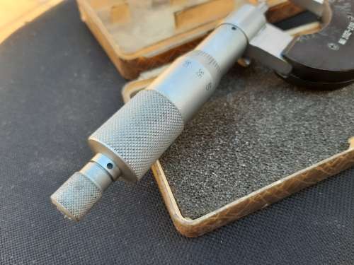 Mitutoyo 0-25mm Micrometer. No 102-119