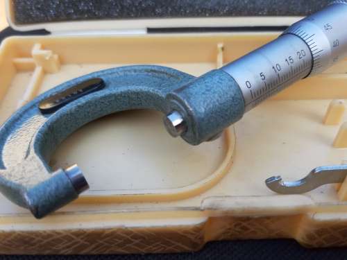 Mitutoyo 0-25mm Micrometer. No 3018897