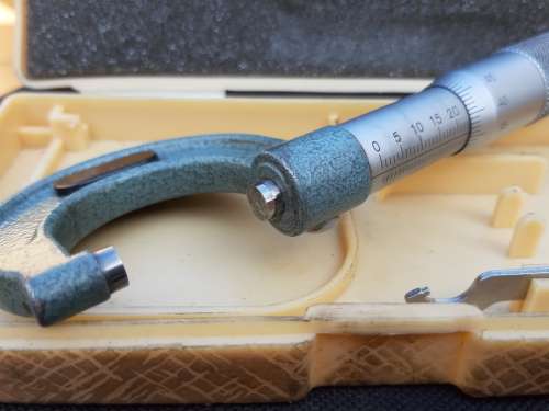 Mitutoyo 0-25mm Micrometer. No 3018897