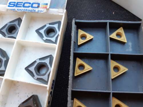 Various tip tools for lathes and milling cutters
