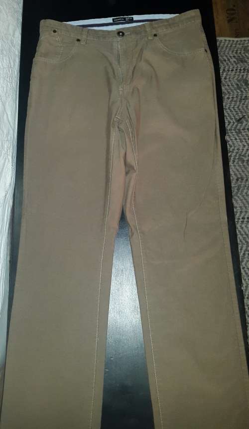 Woolworths mens Corduroy pants * AS NEW * 34/87W and 84L