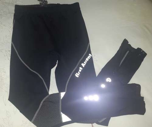 Men's First Ascent full length Compression pants * As new * Size Medium