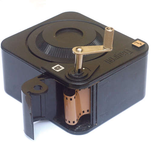 BULK FILM LOADER - LPL DAYROLL IN MINT CONDITION - LOADED WITH 16m OF 35mm COLOUR FILM