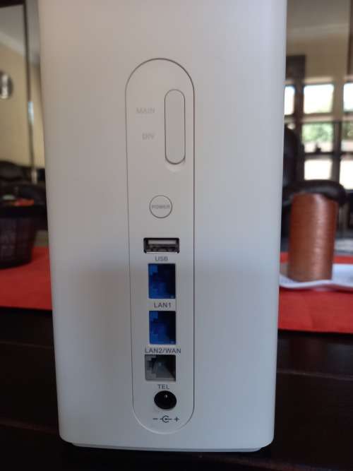 HUAWEI B618s-22d 4G LTE Wi-Fi Router