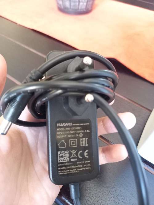 HUAWEI B618s-22d 4G LTE Wi-Fi Router