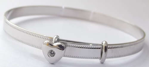 Engravable Kids/Baby Bangle with Heart and Cubic Zirconia skbg002
