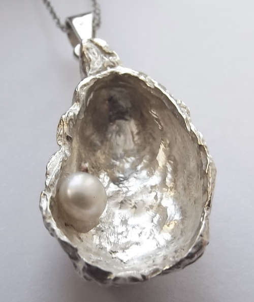 Knysna Lagoon Oyster with Freshwater Pearl