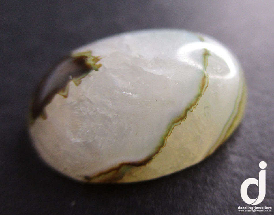 Agate Cabochon: 10.10ct  | 17.81x12.94mm