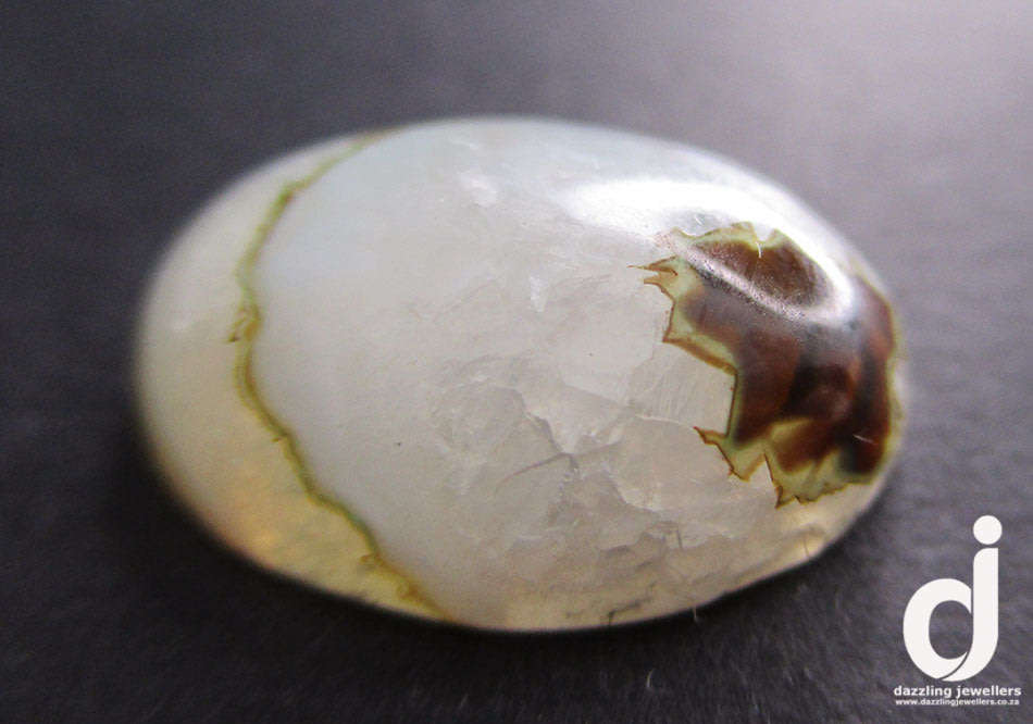 Agate Cabochon: 10.10ct  | 17.81x12.94mm