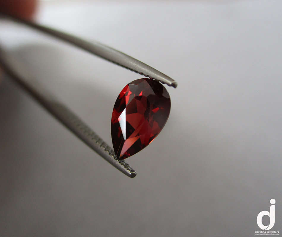 Garnet | Pear | 8x5mm | 1.15ct