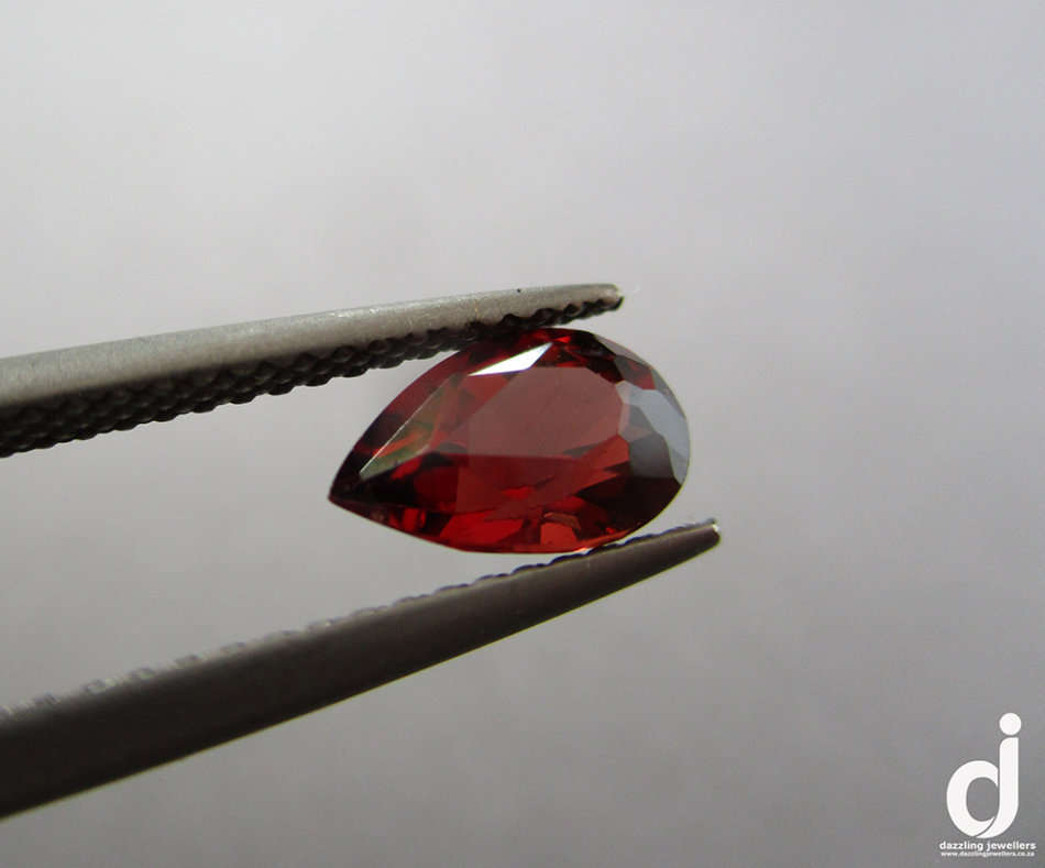 Garnet | Pear | 8x5mm | 1.15ct