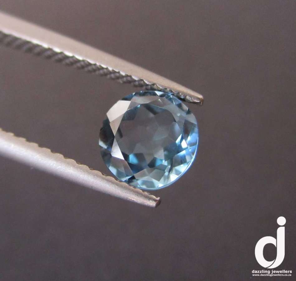 0.90ct | 6mm | Swiss-blue Blue Topaz | Round