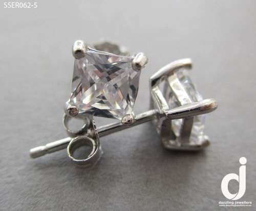 Stud Earrings | 5mm | Princess-cut | Sterling Silver