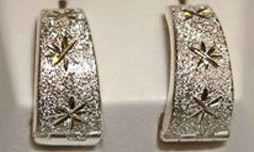 SOLID STERLING SILVER DESIGNER HUGGIE