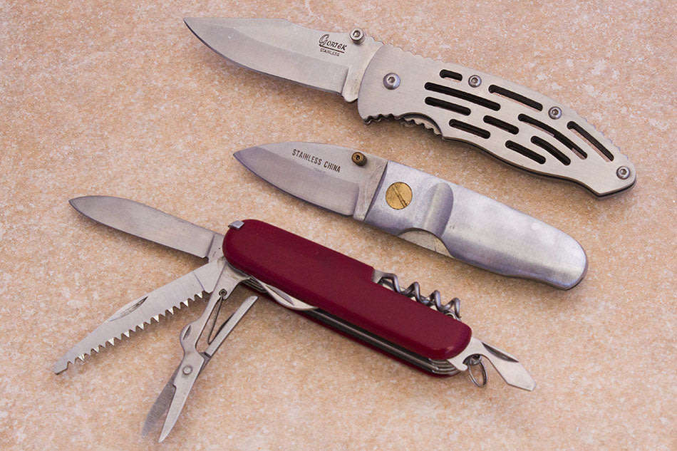 KNIFE SET 4 * CLEARANCE SALE *