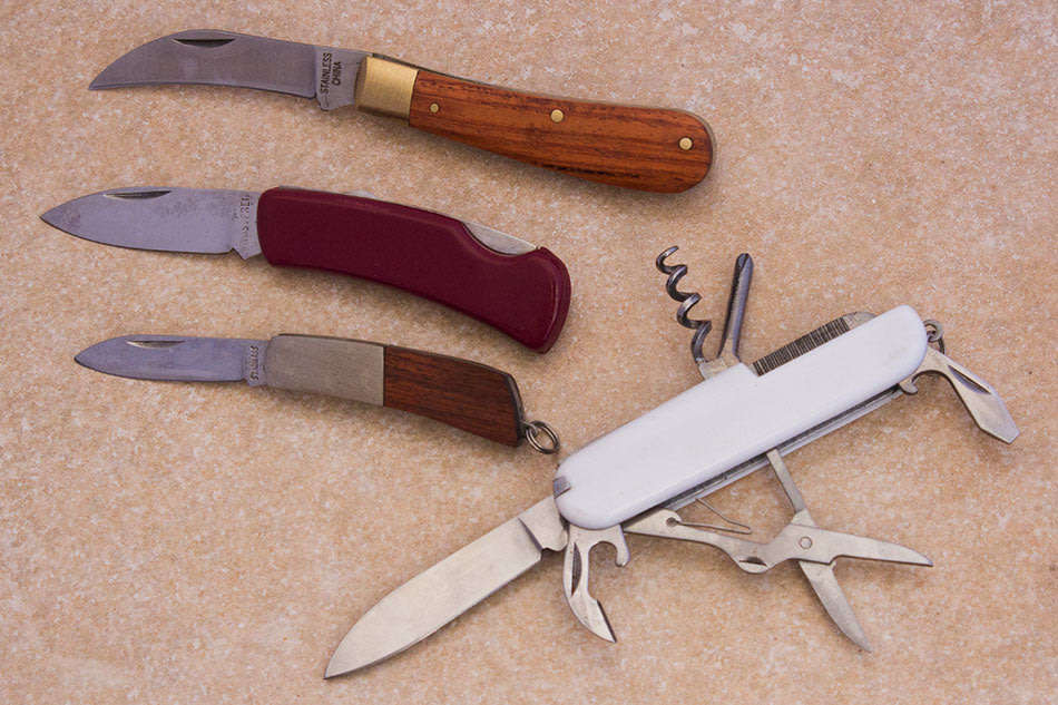 KNIFE SET 8 * CLEARANCE SALE *