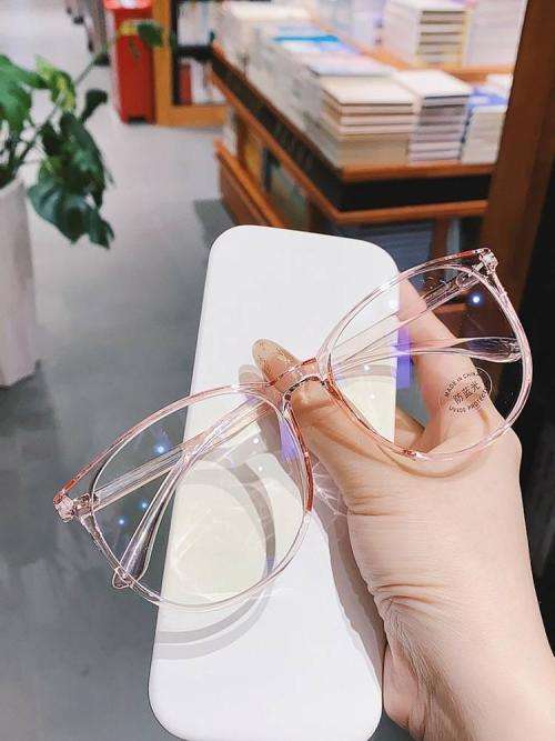 Sunglasses (black, Clear,pink,gray)