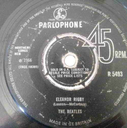 The Beatles - Eleanor Rigby/Yellow Submarine First Pressing 1966 Vinyl 7" Single UK