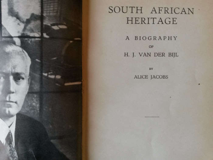 South African Heritage by Alice Jacobs - A Bibography of Dr H.J. Van Der Bijl