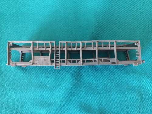 Lima open wagon no wheels plus set of wheels with coupler plus 9 tracks some broken