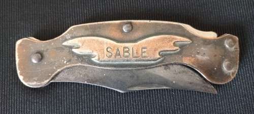 Sable knife