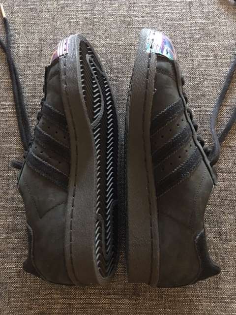 Adidas Superstar 80s (Size 5) with metal toe (Black)