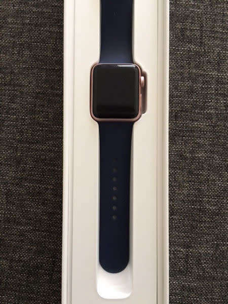 Apple Watch Series 2 (Rose Gold - 38mm)