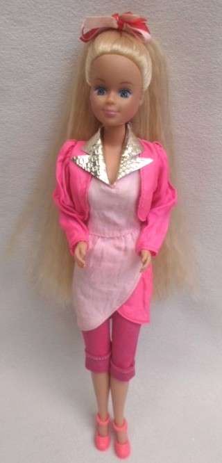 RARE!! VINTAGE 1980's GERMAN 'PETRA' DOLL BY PLATSY(DISCONTINUED)!!