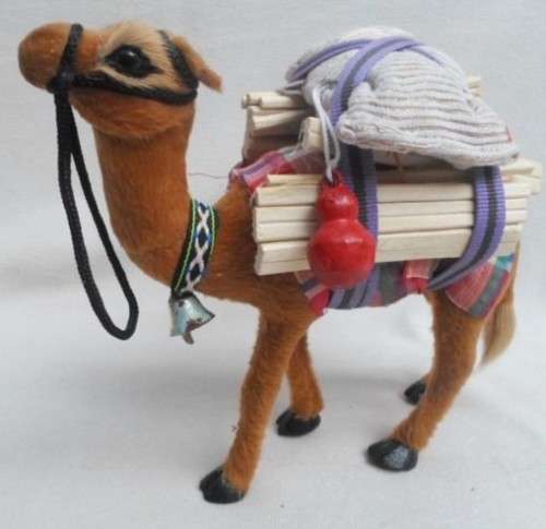 VERY WELL MADE AND DETAILED VINTAGE CAMEL WITH GLASS EYES!!