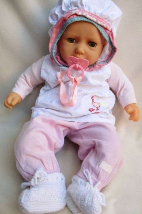 VERY LARGE VINTAGE 59CM PRIMA BABY ANGEL DOLL!!