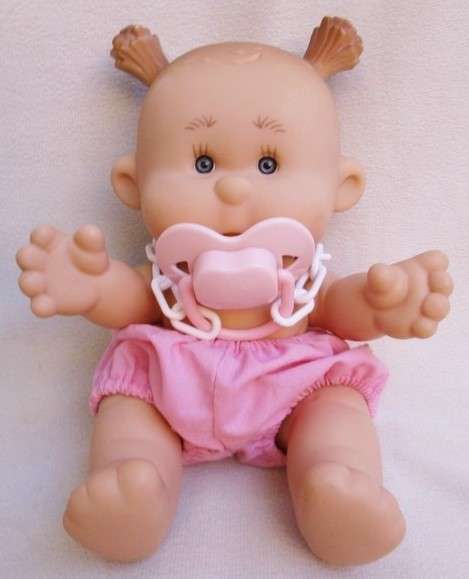 HERE'S CHUBBY TERRY STRAWBERRY - THE SWEET SCENTED VERY COLLECTABLE YOGURTINIS DOLL - TOO ADORABLE!!