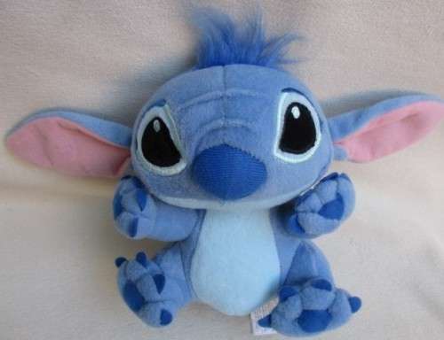 ADORABLE 16CM TALL STITCH FROM DISNEY'S LILO AND STITCH!!