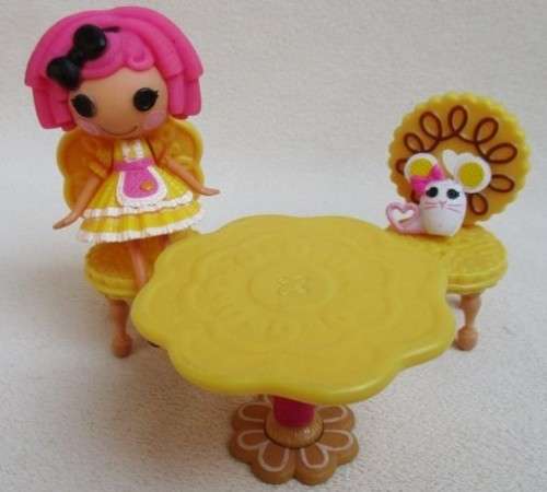 LALALOOPSY MINI DOLL CRUMBS SUGAR COOKIE AND PET READY FOR TEA!!