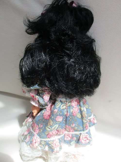 THE PRETTIEST VINTAGE DOLL IN GREAT CONDITION WITH GORGEOUS, LONG, THICK, SOFT BLACK HAIR!!