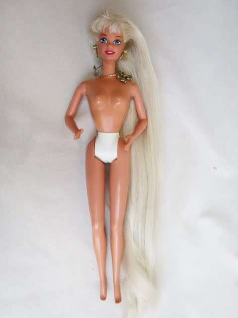 STUNNING BARBIE FIND - A 1995 JEWEL HAIR BARBIE WITH THE LONGEST HAIR EVER!!