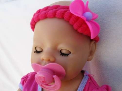 STUNNING ZAPF CREATIONS BABY BORN DOLL - CLOSES EYES WHEN DUMMY IS INSERTED INTO MOUTH!