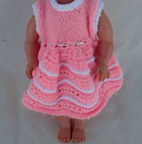 A LOVELY VINTAGE DOLL WITH A SWEET INNOCENT FACE - MARKED 'SAD' ON BACK OF HEAD