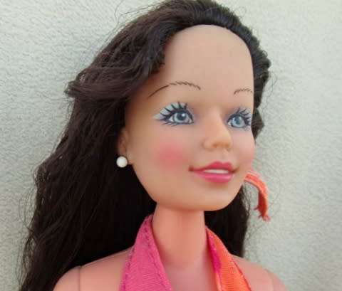 RARE FIND!! A 1986 CREATA FLOWER PRINCESS - SIMILAR TO BARBIE