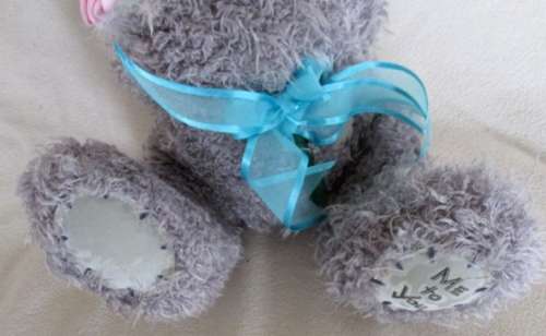 A LARGER TATTY TEDDY  (ME TO YOU) - HOLDING A PRETTY PINK ROSE