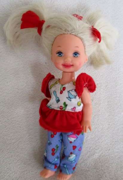 BARBIE'S LITTLE SISTER - 1994 MATTEL KELLY/SHELLEY DOLL IN ORIGINAL OUTFIT!