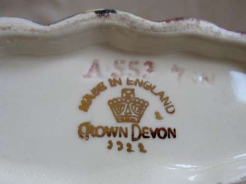 STUNNING CROWN DEVON ROUGE ROYALE LUSTRE VASE