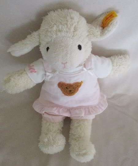 26CM TALL STEIFF SWEET DREAMS LAMB WITH STEIFF BUTTON IN EAR WEARING ORIGINAL OUTFIT - EAN NO.237416