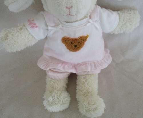 26CM TALL STEIFF SWEET DREAMS LAMB WITH STEIFF BUTTON IN EAR WEARING ORIGINAL OUTFIT - EAN NO.237416