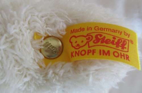 26CM TALL STEIFF SWEET DREAMS LAMB WITH STEIFF BUTTON IN EAR WEARING ORIGINAL OUTFIT - EAN NO.237416