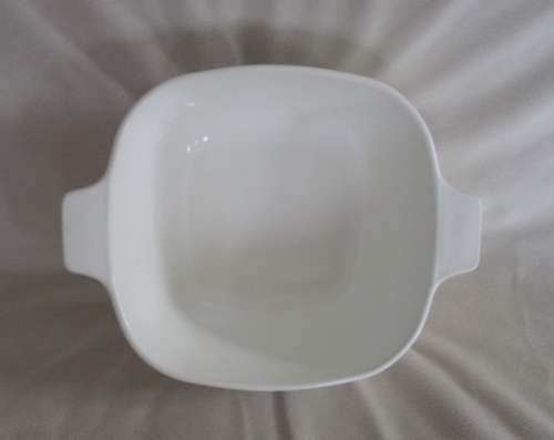 VINTAGE DEEP SQUARE 1.3/4 QT CORNING WARE BAKING DISH WITH BLUE CORNFLOWER DESIGN