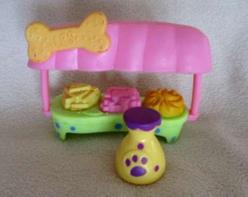 NO.8 - LITTLEST PET SHOP CART AND STOOL