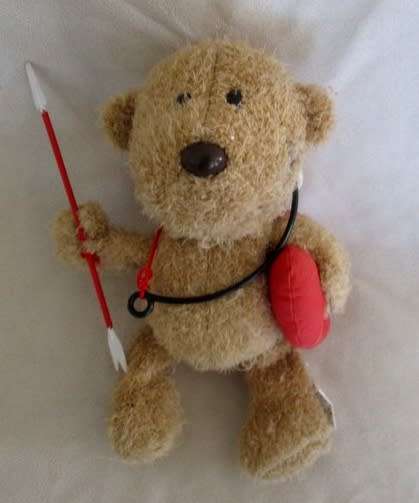 CUTE LITTLE B B DIREKT, GERMANY CUPID BEAR WITH SIGNATURE SKEW SMILE!