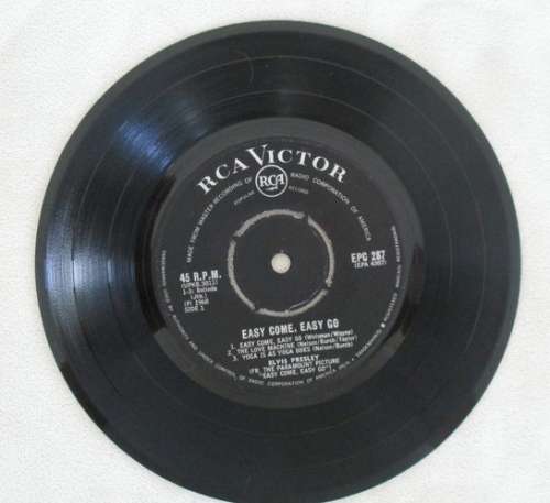 ELVIS SEVEN SINGLE - EASY COME EASY GO