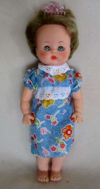 VINTAGE 28CM TALL DOLL MARKED 'SAD' ON BACK