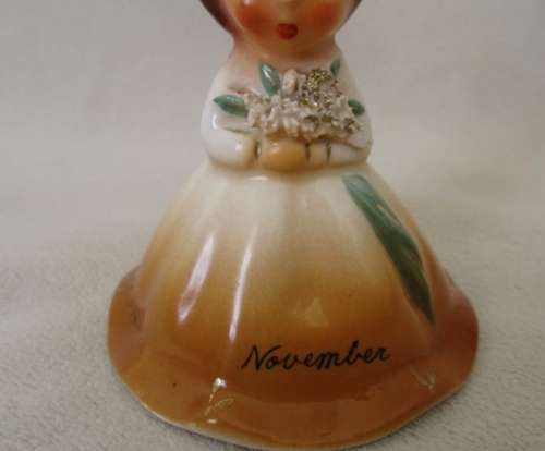 SMALL BELL - VINTAGE  JAPANESE PORCELAIN - BELLE OF THE MONTH - NOVEMBER - SO SWEET!
